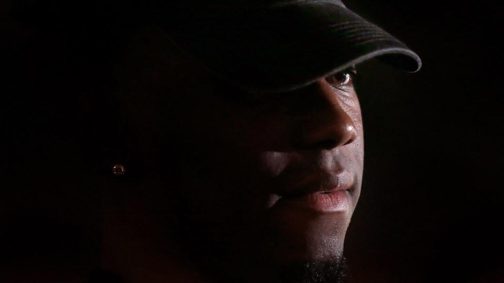 Future Arizona Wildcat Jamarye Joiner helps a mother in need, making his mama proud